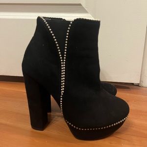 BRAND NEW SHOES BLACK BOOTIES perfect condition never worn